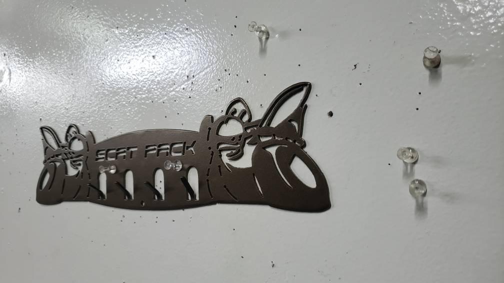 Dodge SRT Scat Pack Keychain Rack – Steel Wall Mounted Muscle Car Organizer - Speedlogix