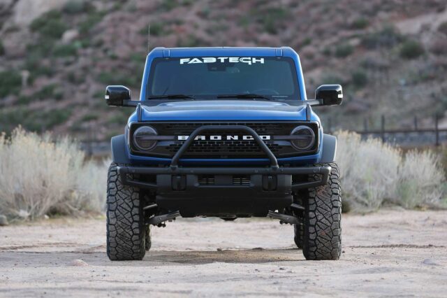 Fabtech 3" Dirt Logic Lift Kit 2021 - 2025 Bronco (2 Door) - Speedlogix