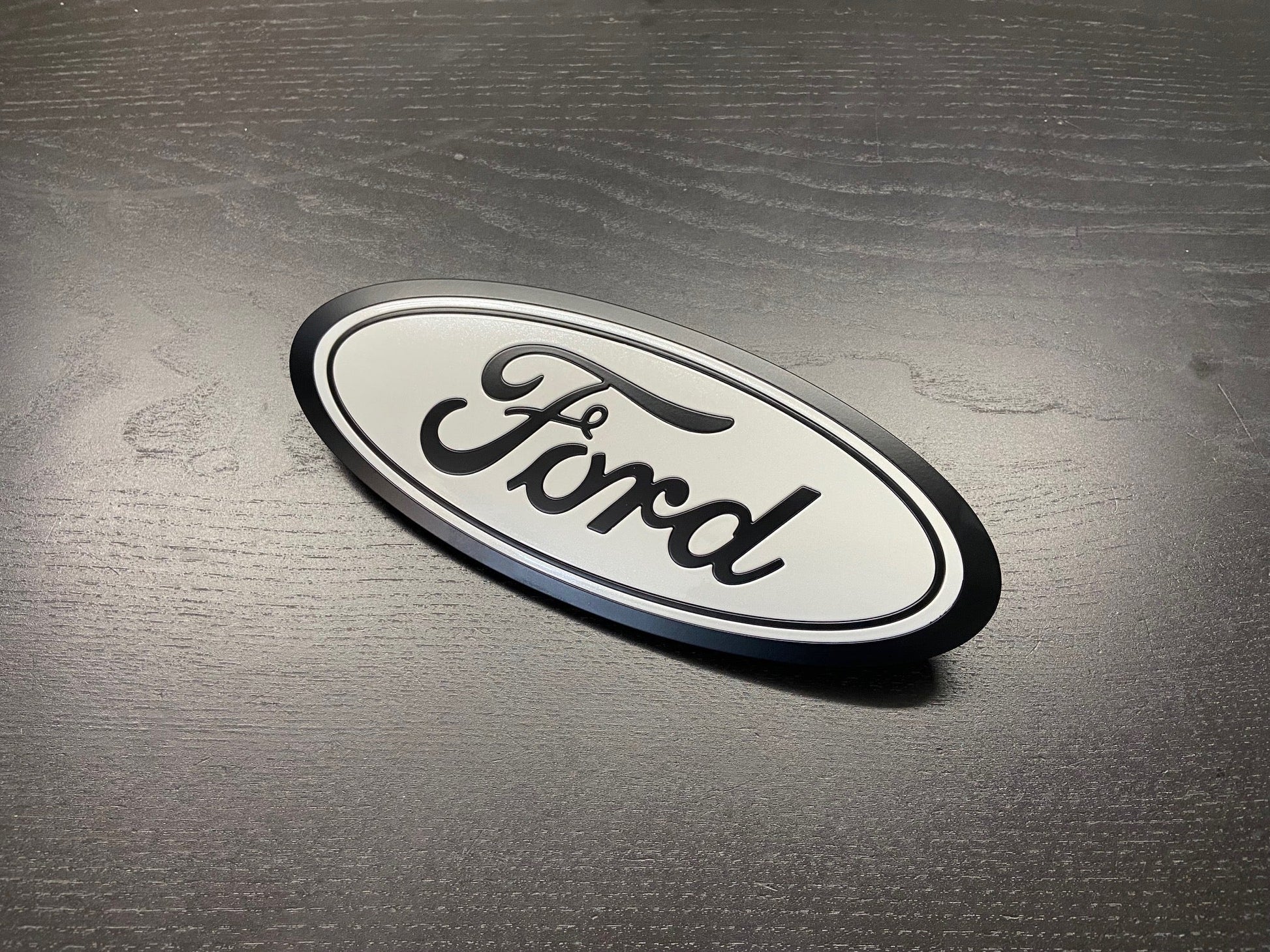 Ford Explorer 2024 - 2026 Custom color order - Emblem set - Speedlogix