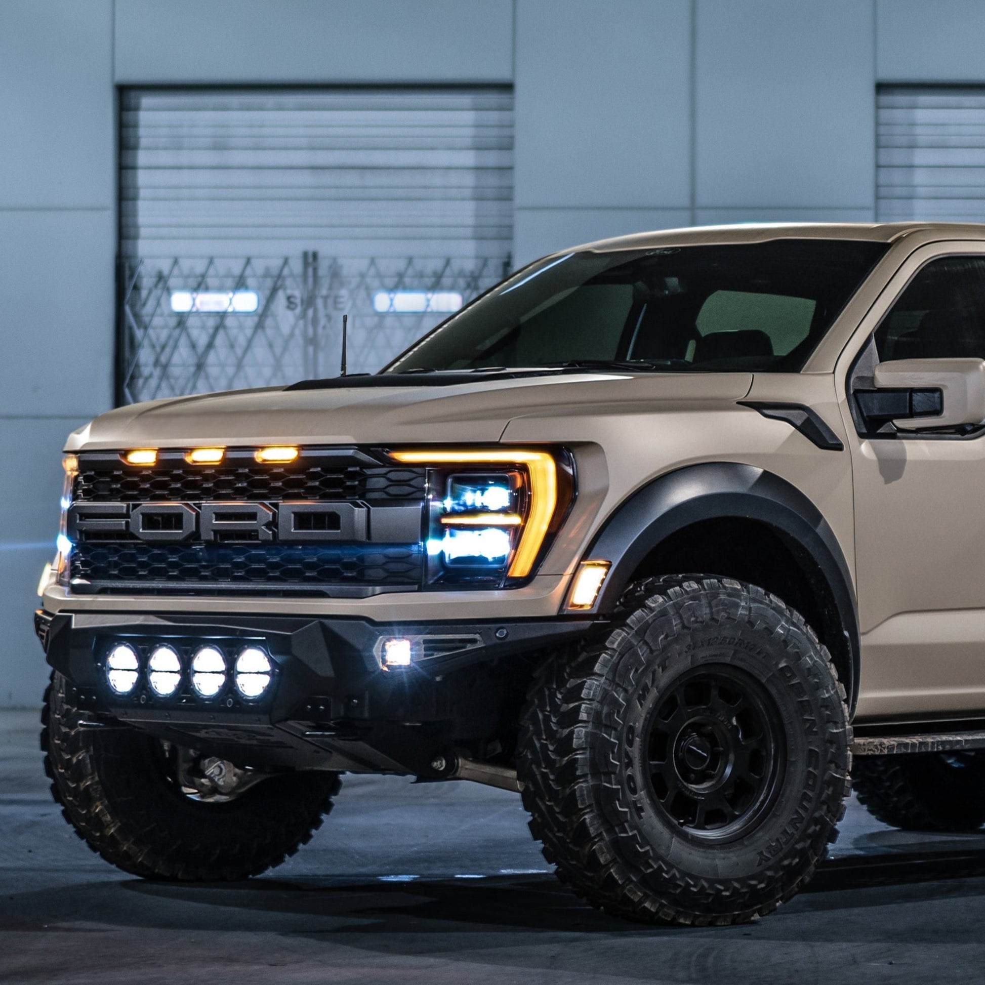 FORD TUFFLOCK® FLEXIBLE ANTENNA (8 INCH) - Speedlogix