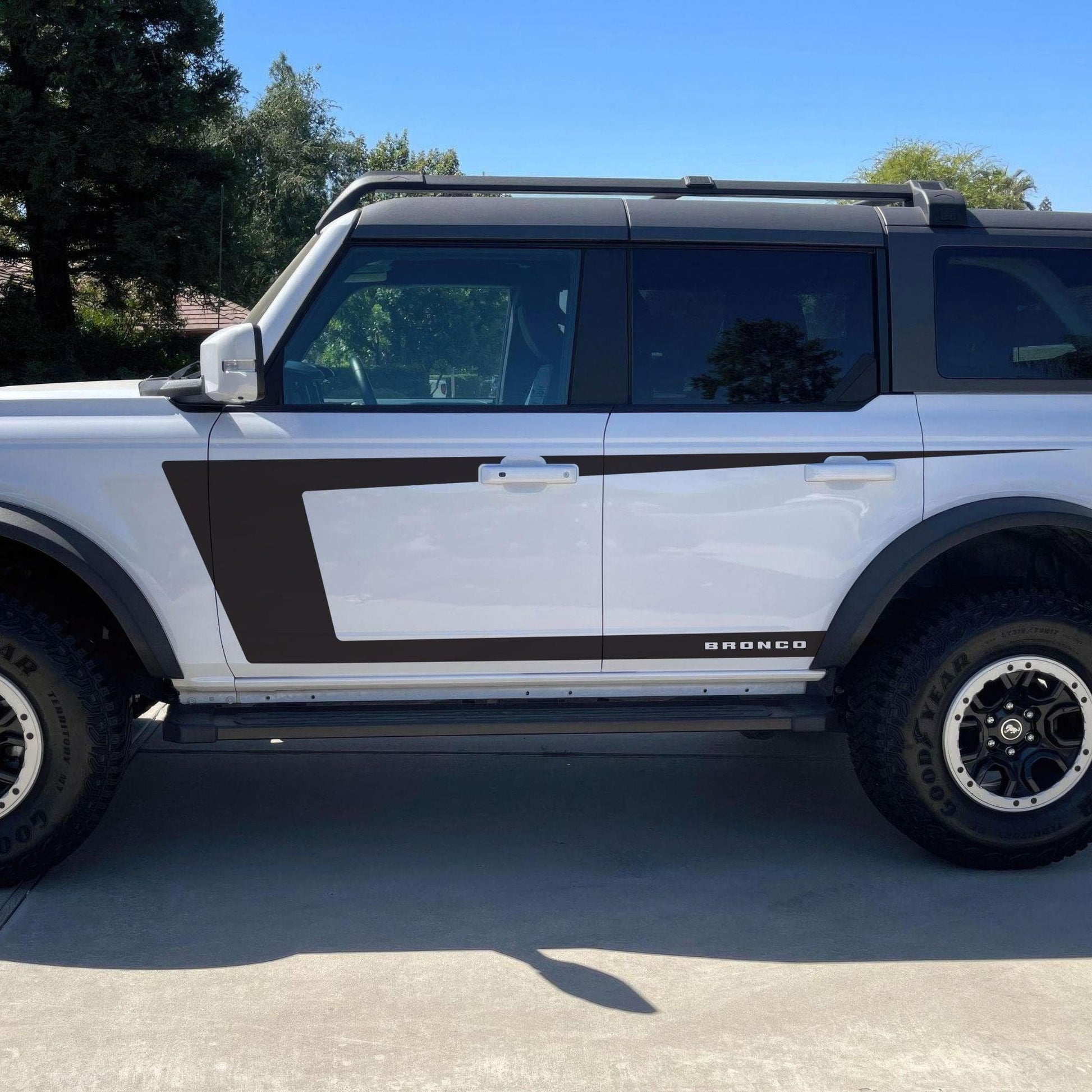 Graphic Decal for Ford Bronco. 6995 - Speedlogix