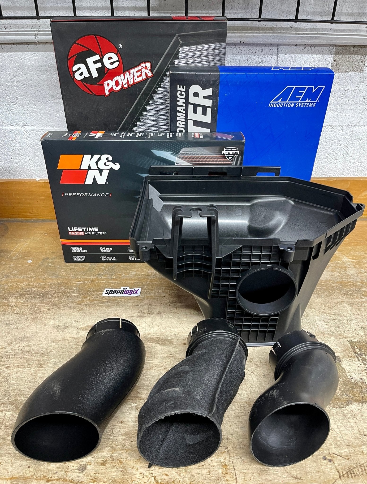 Hellcat Airbox Kit w/ Inlet Tube, Filter 2015 - 2023 Challenger - Speedlogix