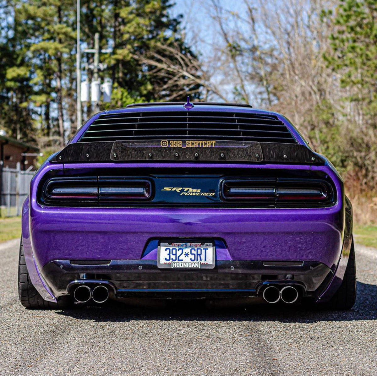 Challenger 09-23 Wicker Bill with Camera