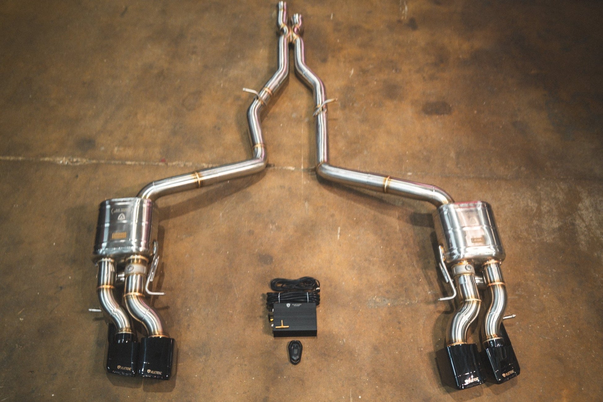 Mercedes W218 CLS63 AMG Valved Sport Exhaust System - Speedlogix