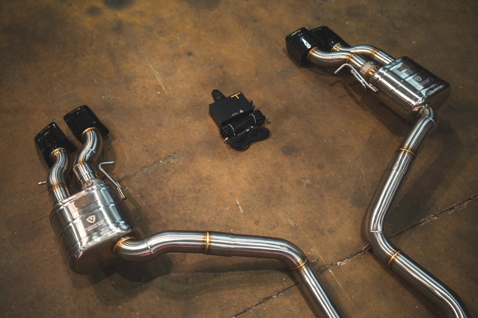 Mercedes W218 CLS63 AMG Valved Sport Exhaust System - Speedlogix