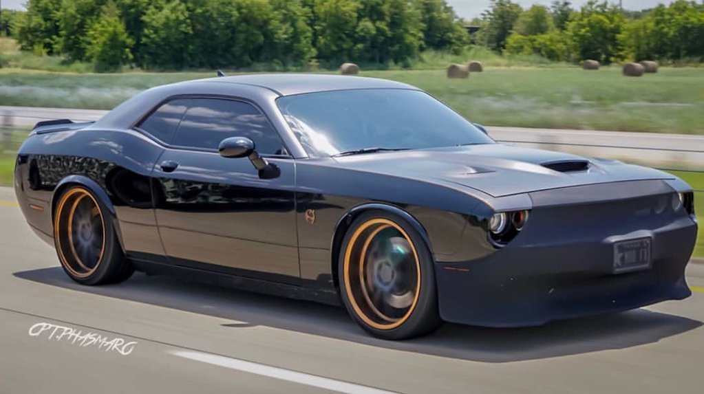 NoviStretch LX Platform Bra (Challenger, Charger, Magnum, Chrysler 300) - Speedlogix