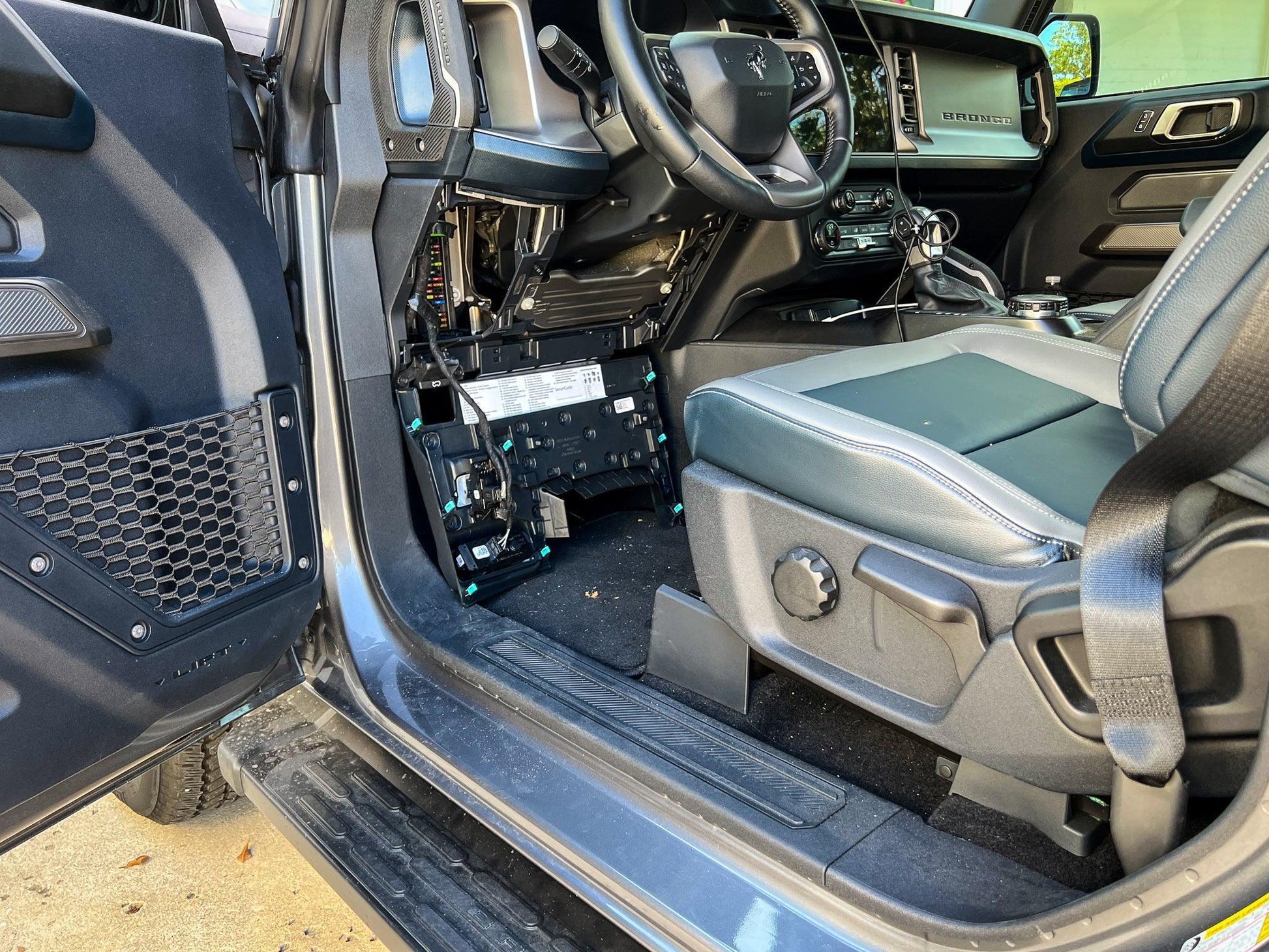 Printed Series Interior Under Steering Wheel Fuses Label - 2021+ Bronco - Speedlogix