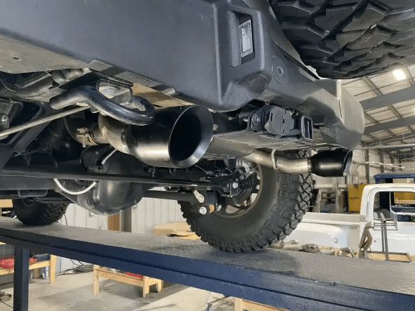 QTP Screamer Axle - Back, Black Tips 2021 - 2023 Bronco 2.3L/2.7L - Speedlogix