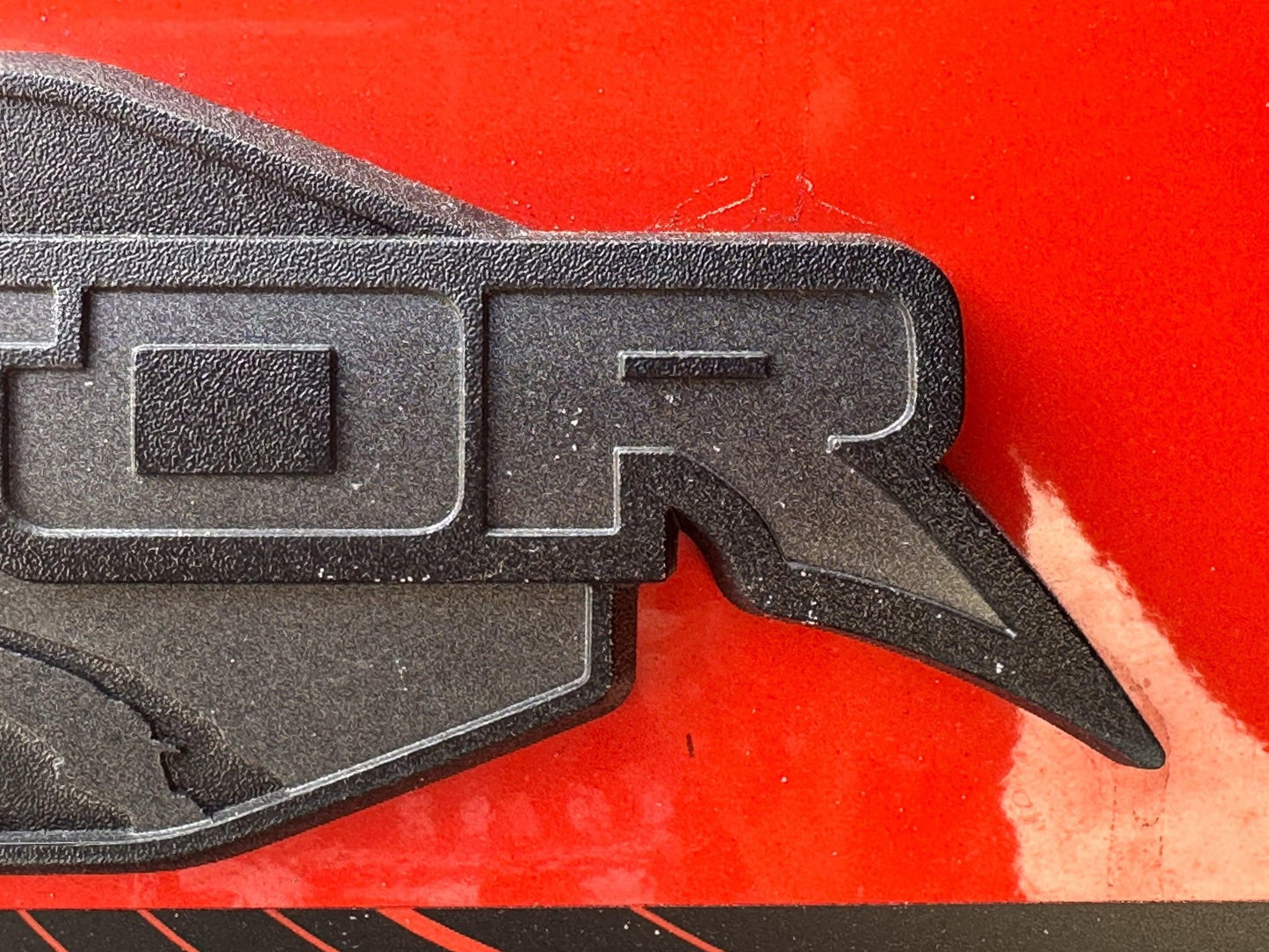 R Inlay for Tailgate Emblem - 2022+ Bronco Raptor - Speedlogix