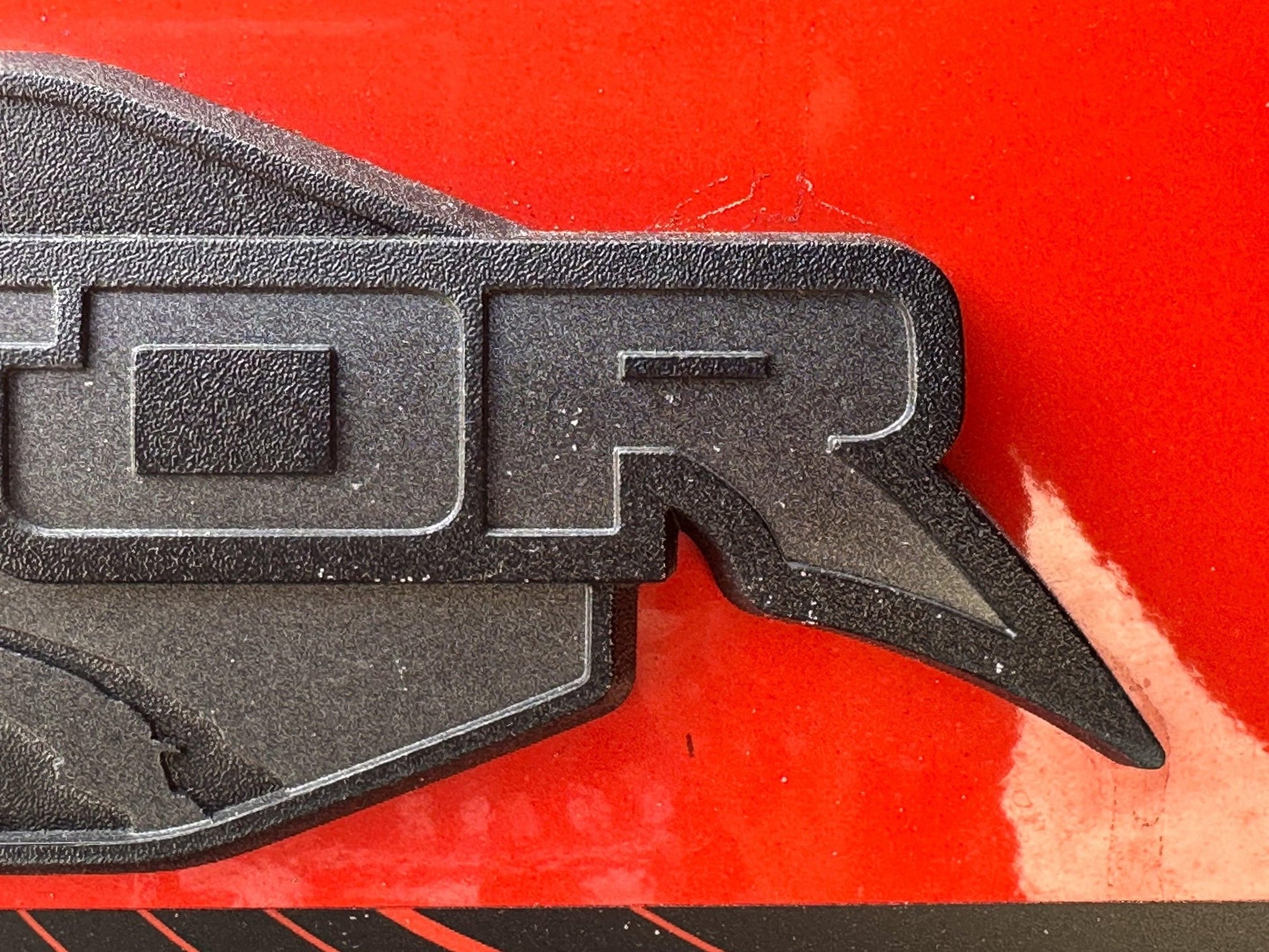 R Inlay for Tailgate Emblem - 2022+ Bronco Raptor - Speedlogix