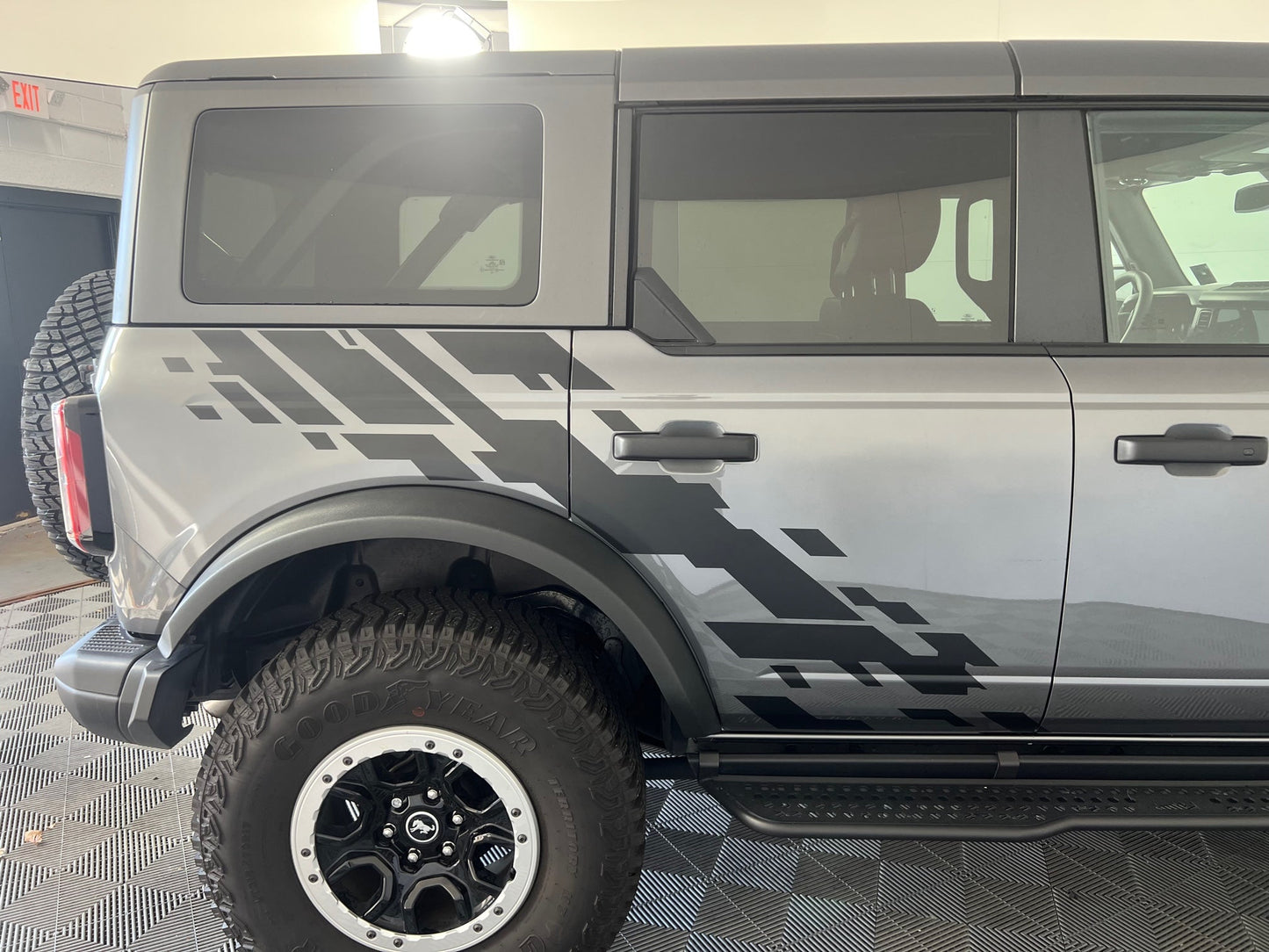 Side Decals for 2021 - 2025 Ford Bronco (x2) - Speedlogix