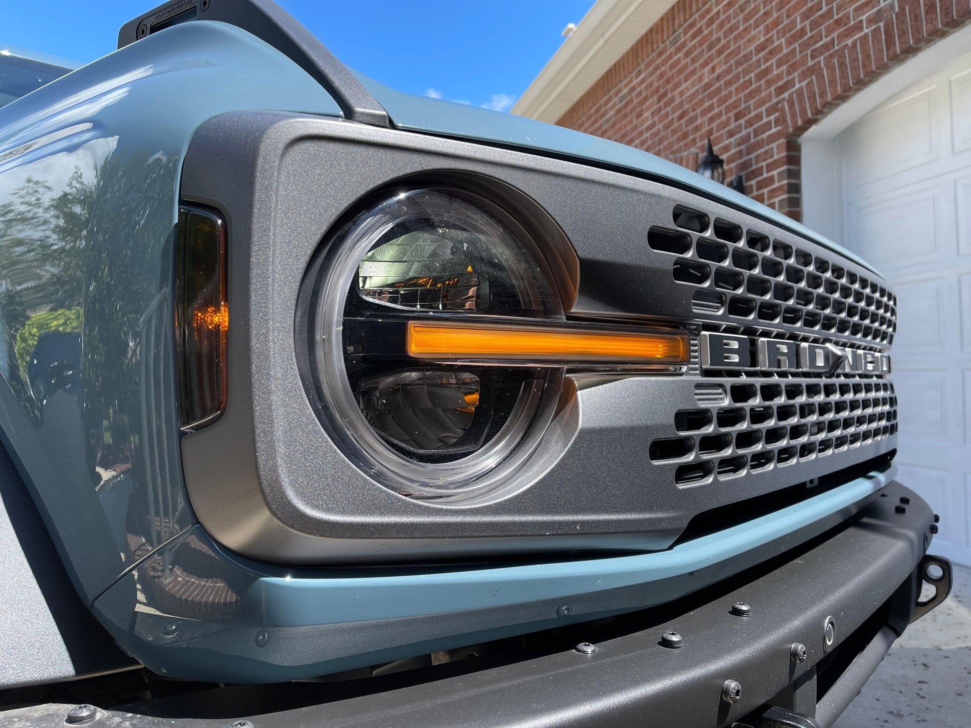 Smoked Sidemarker Overlays (Front Only) - 2021+ Bronco (ALL) - Speedlogix