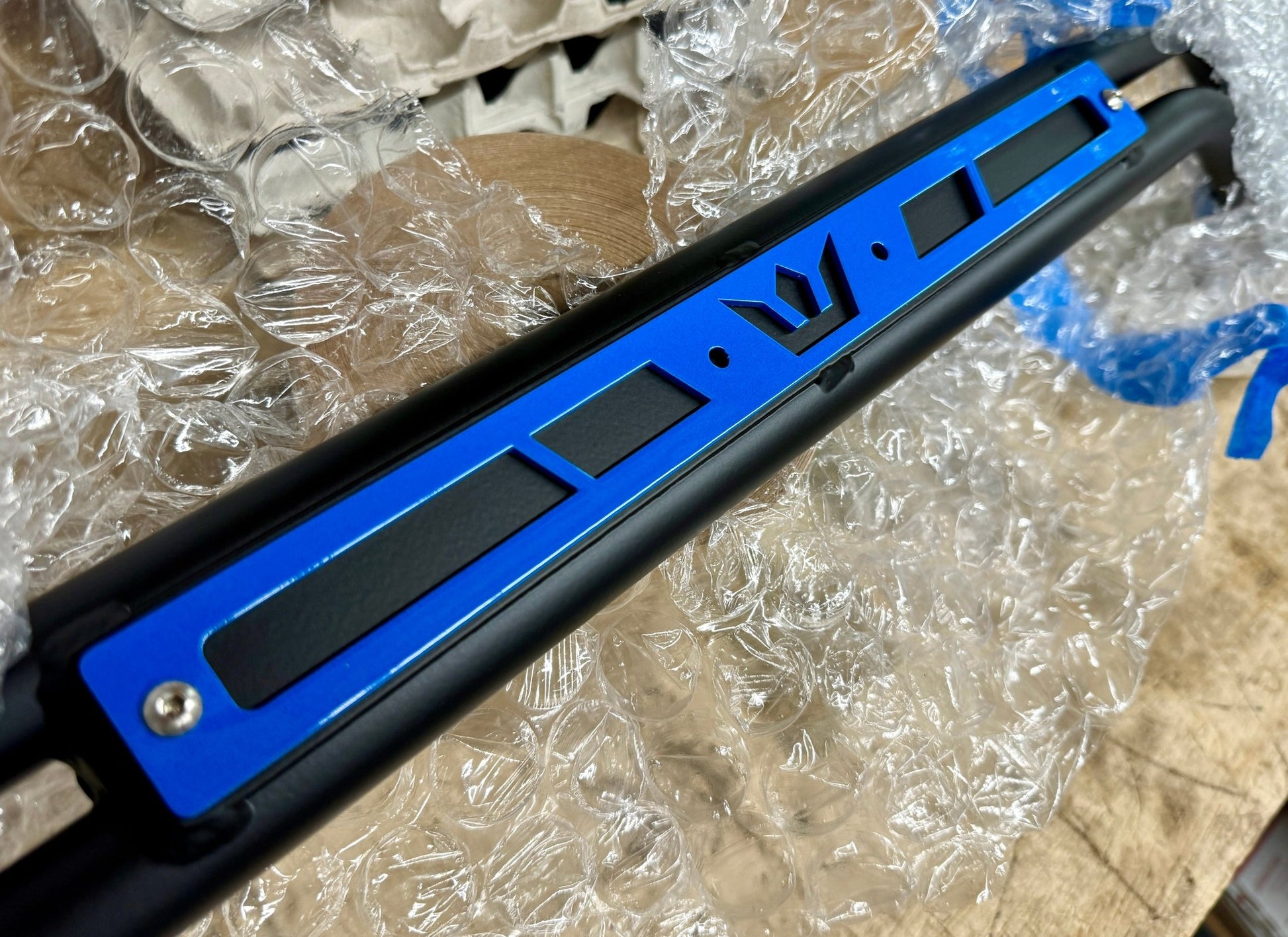 Speedlogix 2 - Point Front Strut Brace 2009 - 2023 Challenger/Charger 5.7L, 6.4L - Speedlogix