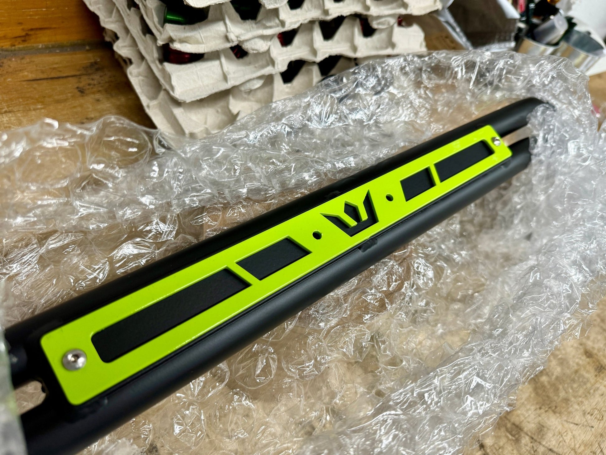 Speedlogix 2 - Point Front Strut Brace 2009 - 2023 Challenger/Charger 5.7L, 6.4L - Speedlogix