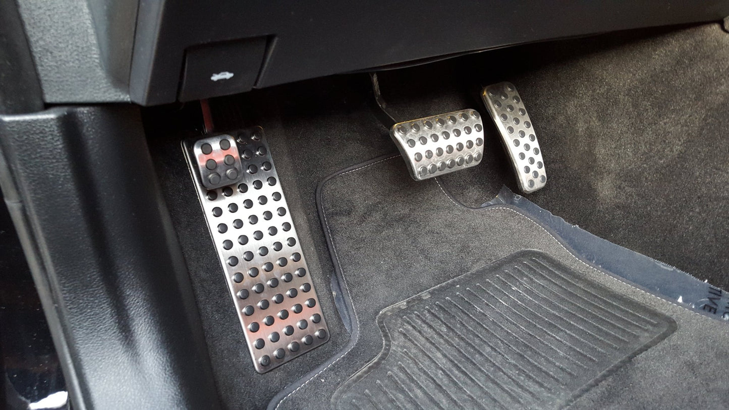 Speedlogix Footrest / Dead Pedal 2005 - 2023 Charger - Speedlogix