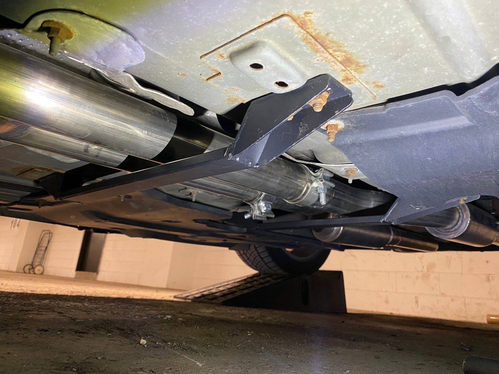 Speedlogix Front Tunnel Brace 2005 - 2023 Charger - Speedlogix