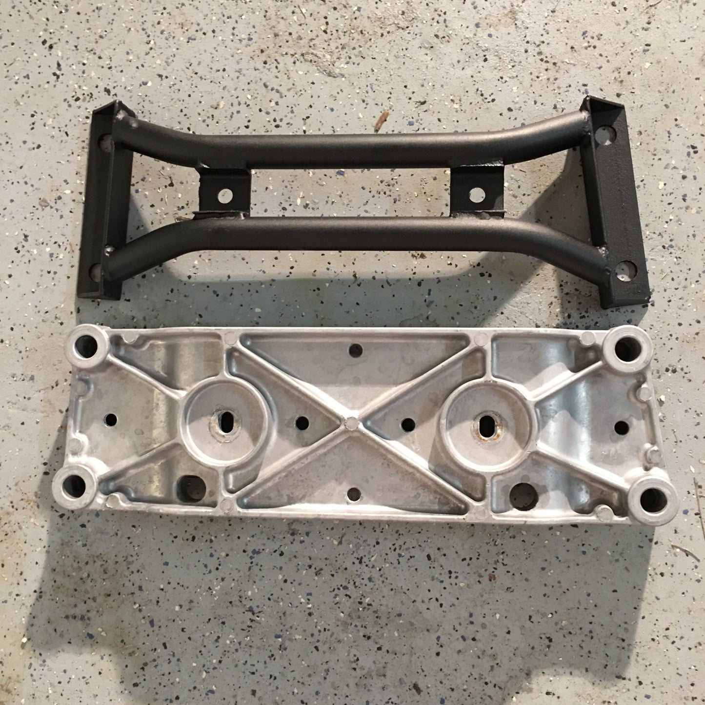 Speedlogix Transmission Brace 2009 - 2023 Challenger (6 - Speed) - Speedlogix