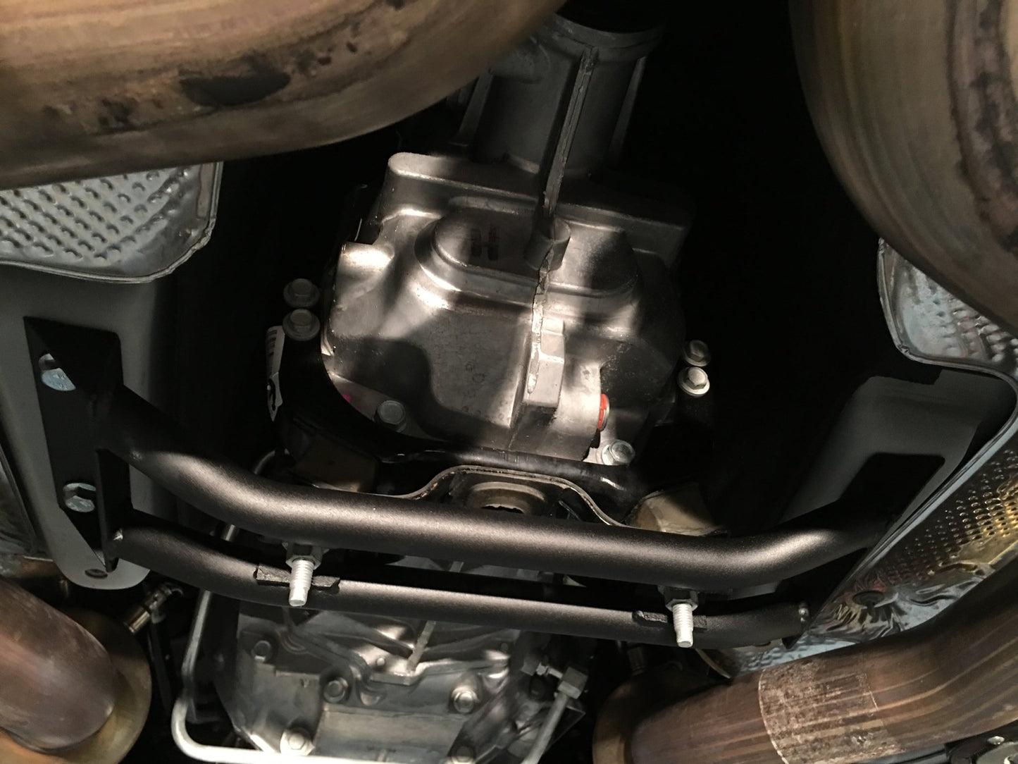 Speedlogix Transmission Brace 2009 - 2023 Challenger (6 - Speed) - Speedlogix