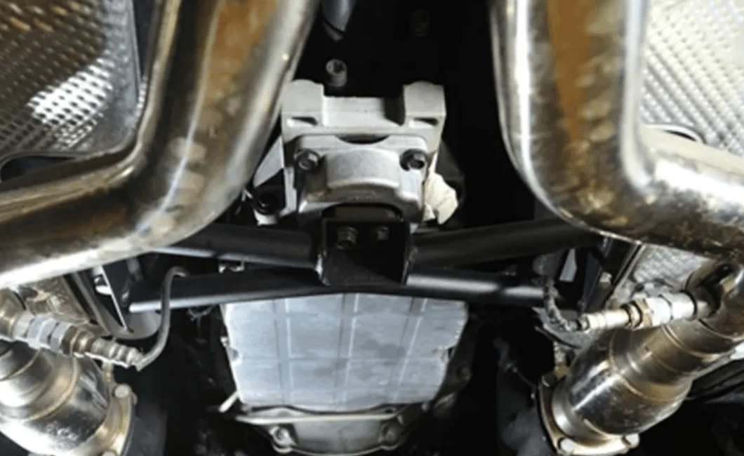 Speedlogix Transmission Cross - Member 2005 - 2014 Challenger/Charger V8 Auto - Speedlogix