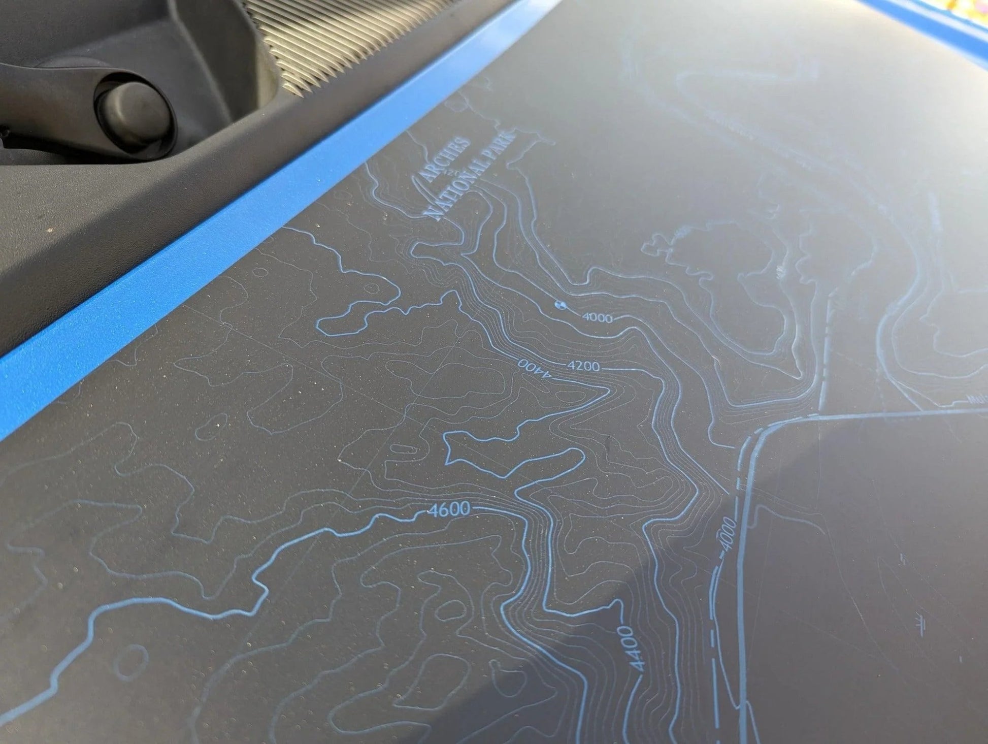 Stealth Black Arches National Park Topographic Map Hood Overlay (Printed Series) - 2021+ Bronco - Speedlogix