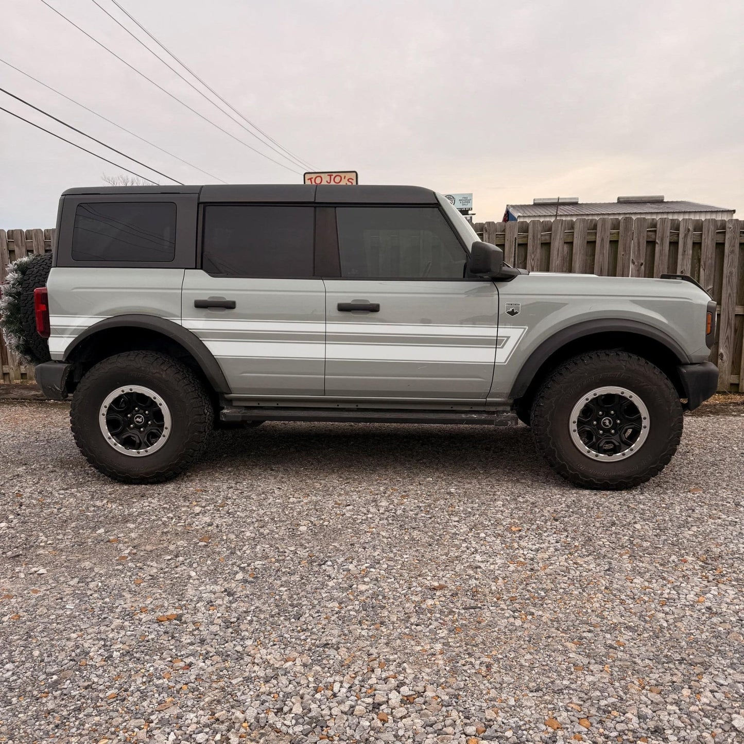 Stripes Graphic Decal for Ford Bronco. 7029 - Speedlogix