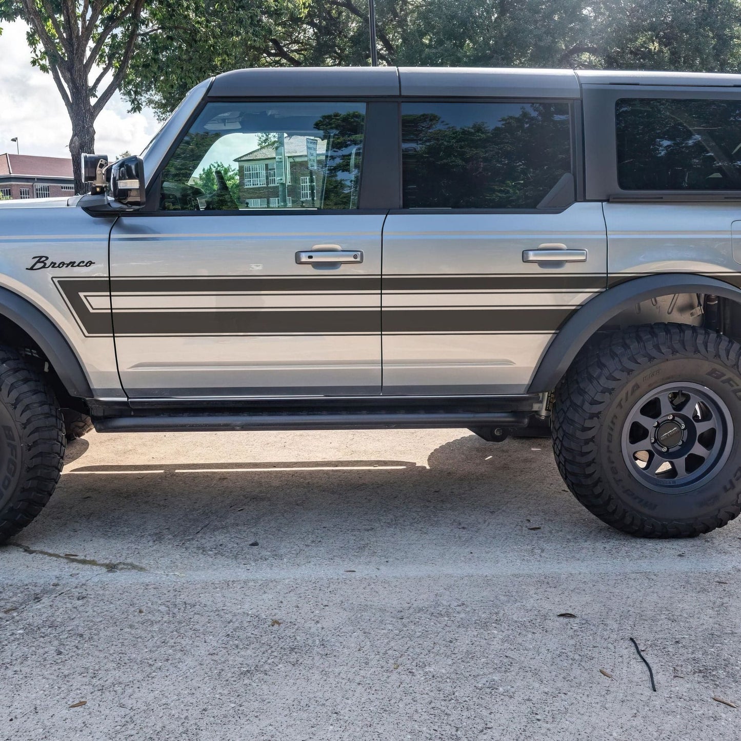 Stripes Graphic Decal for Ford Bronco. 7029 - Speedlogix