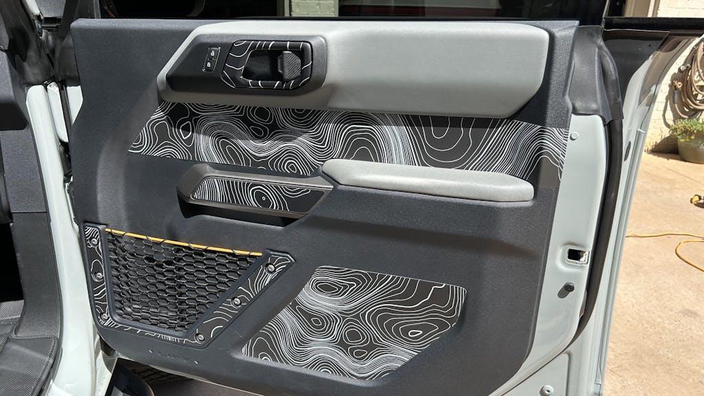 Topo Interior Door Handle Overlays - 2021+ Bronco - Speedlogix