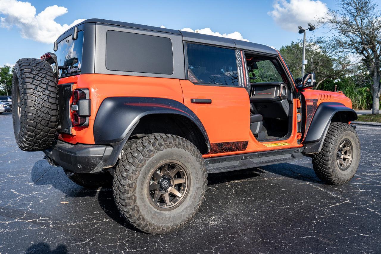 Topo Rear Window Triangle Overlay (Printed Series) - 2021+ Bronco 4 Door - Speedlogix