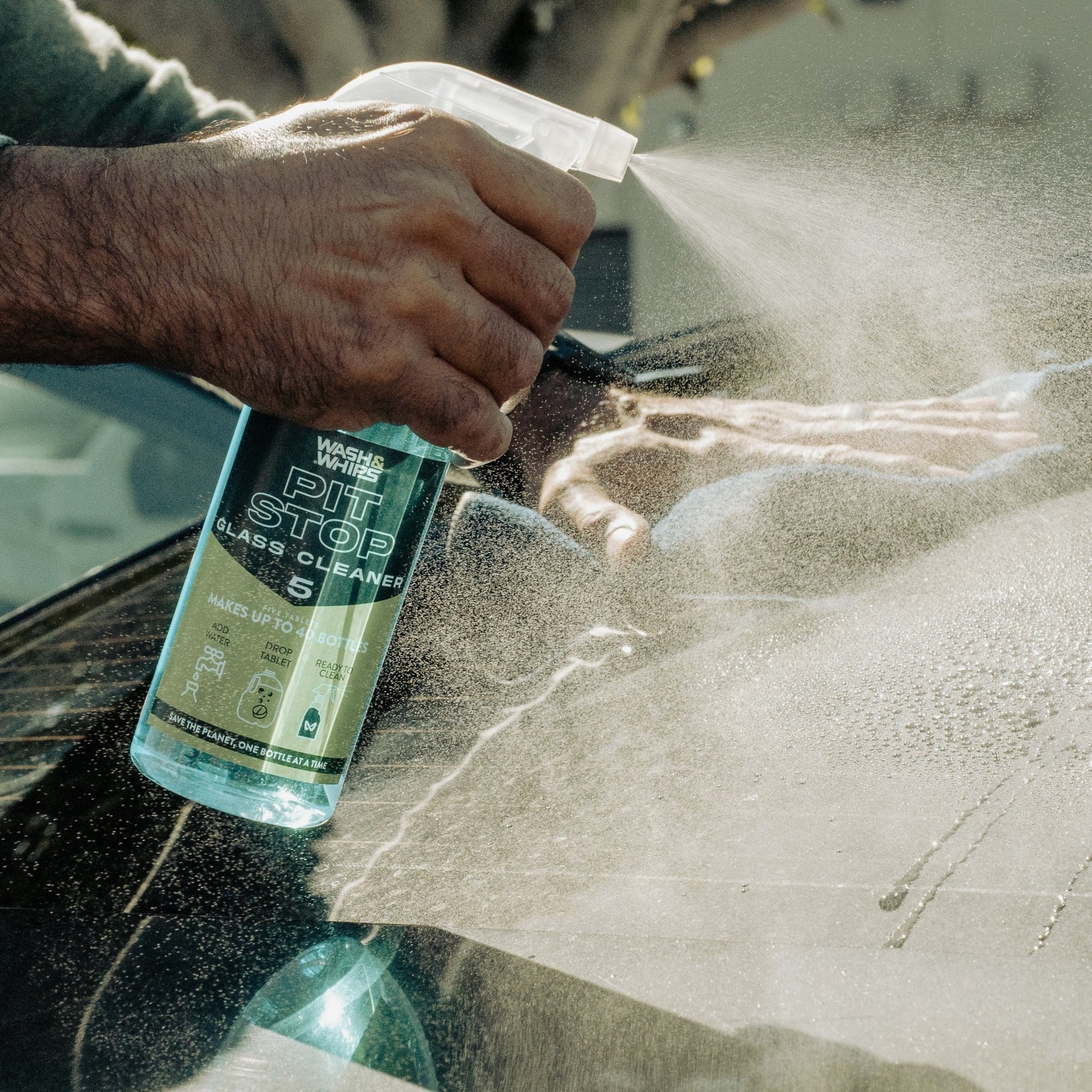 WASH&WHIPS Pit Stop Glass Cleaner / All Surface Cleaner Refill Tablets (Makes 5 Gallons) - Speedlogix