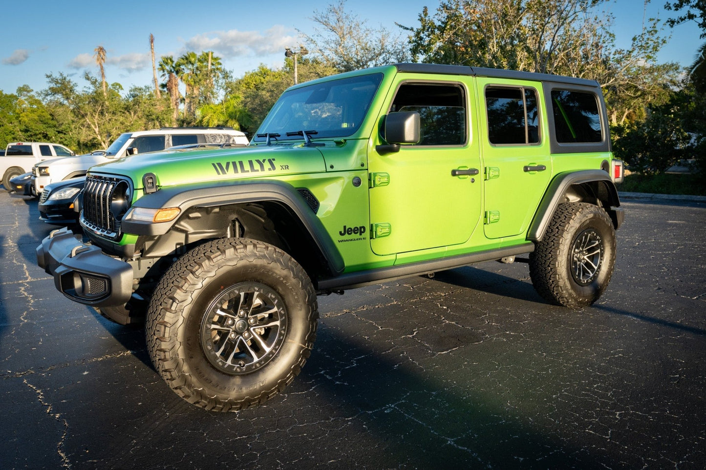 XR Stencil Style Hood Decals - 2022+ Wrangler Willys Xtreme Recon - Speedlogix