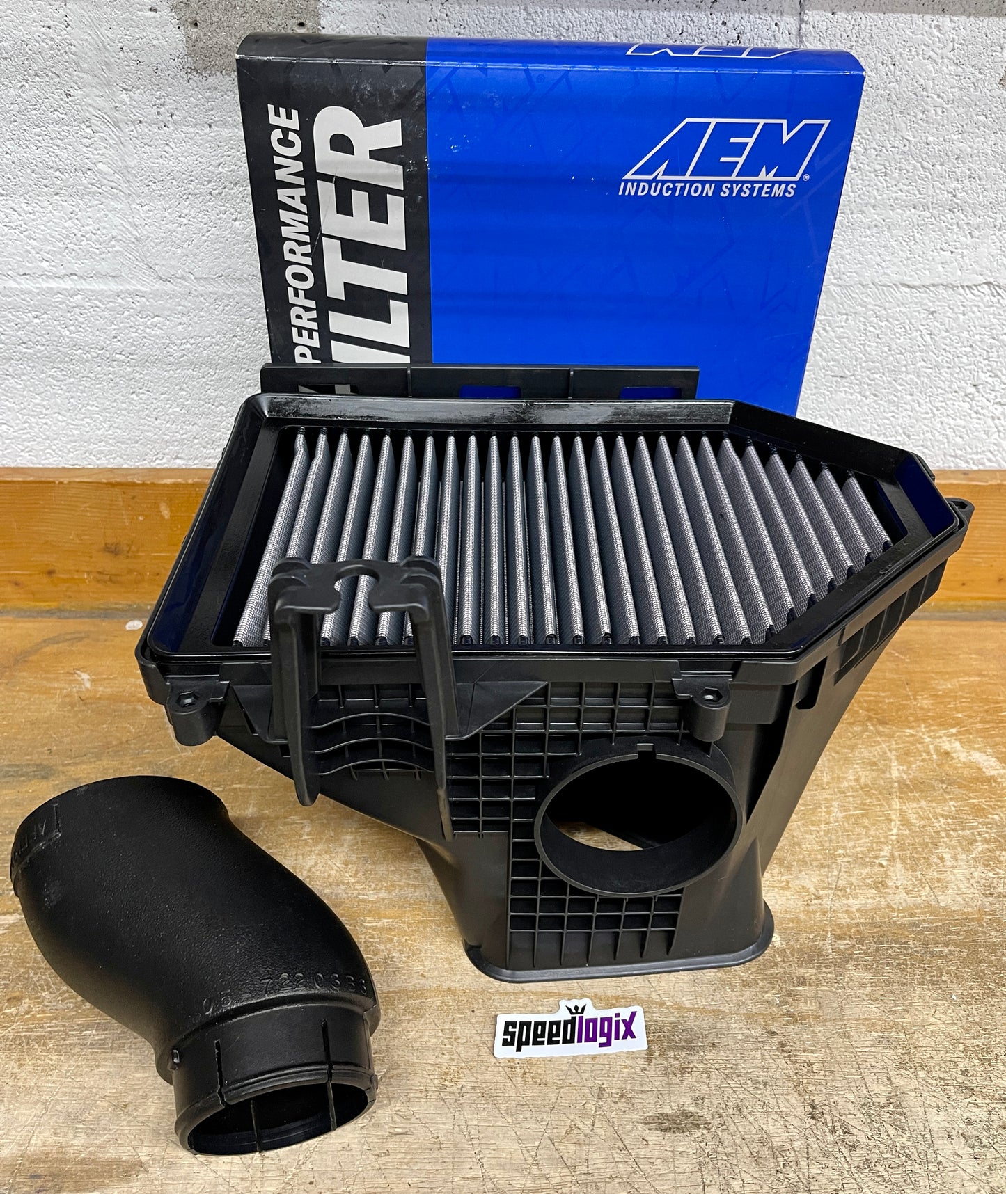 Hellcat Airbox Kit w/ Inlet Tube, Filter 2015-2023 Challenger
