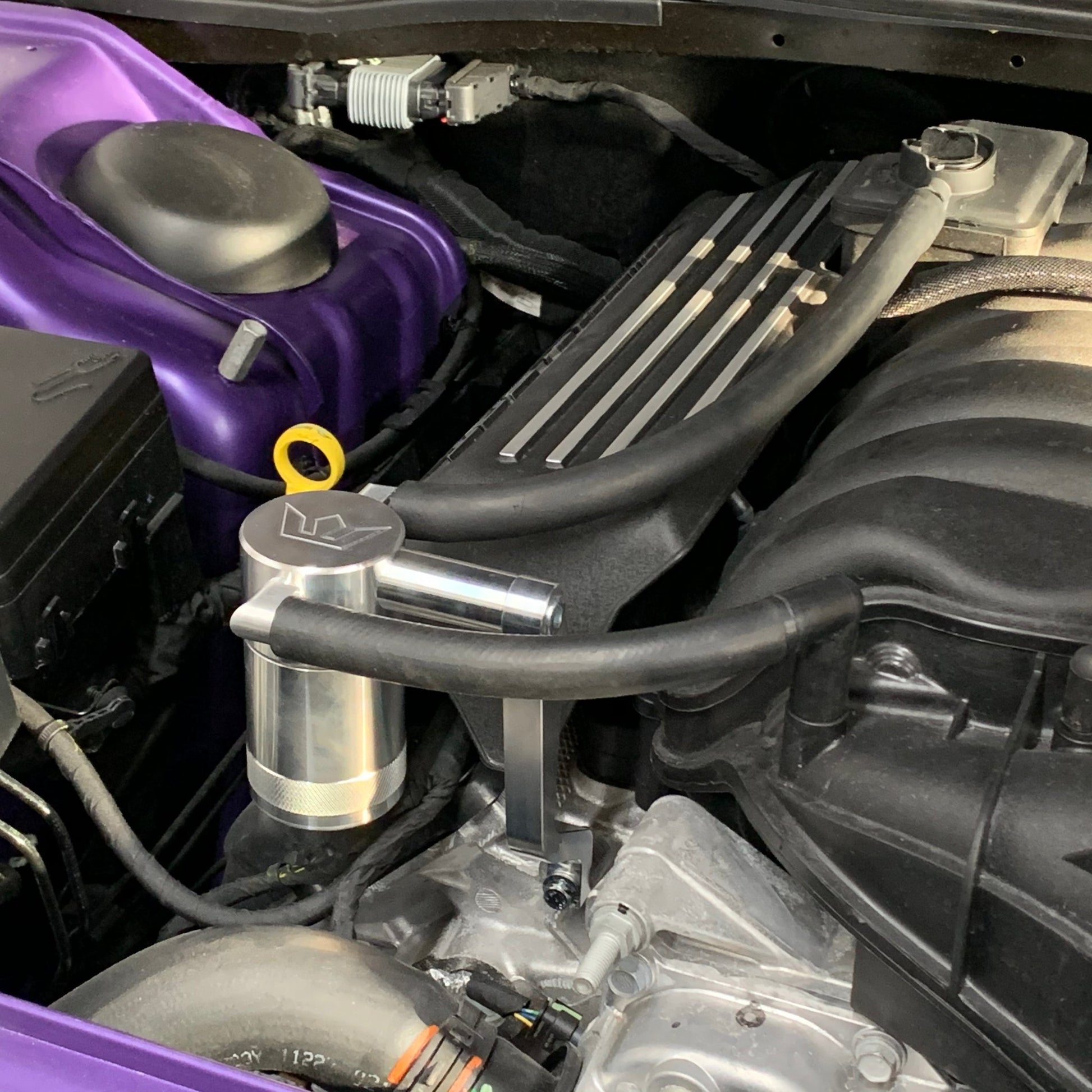 Speedlogix Oil Catch Can 2005 - 2023 Challenger/Charger 392 - Speedlogix