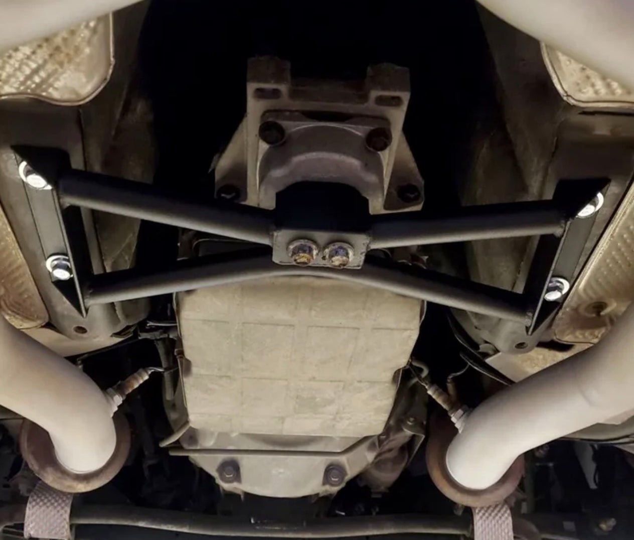 Speedlogix Transmission Cross - Member 2005 - 2014 Challenger/Charger V8 Auto - Speedlogix